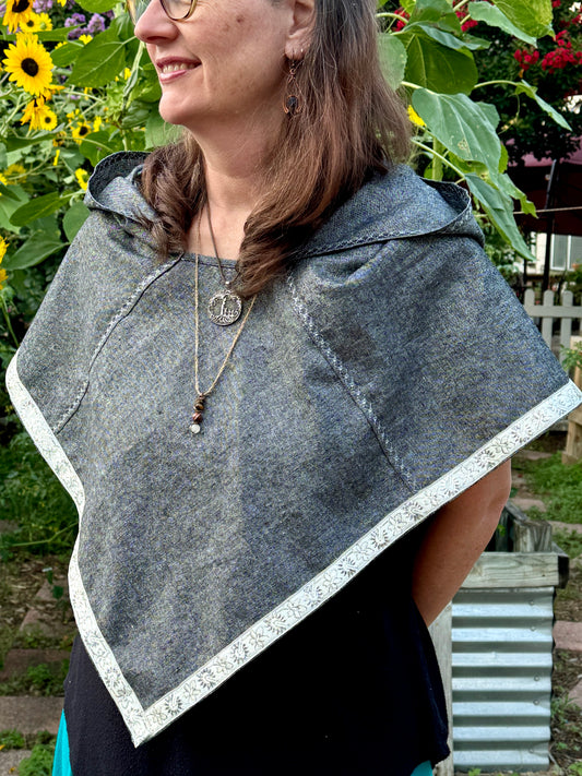 Skjoldehamn in Metallic Grey Linen